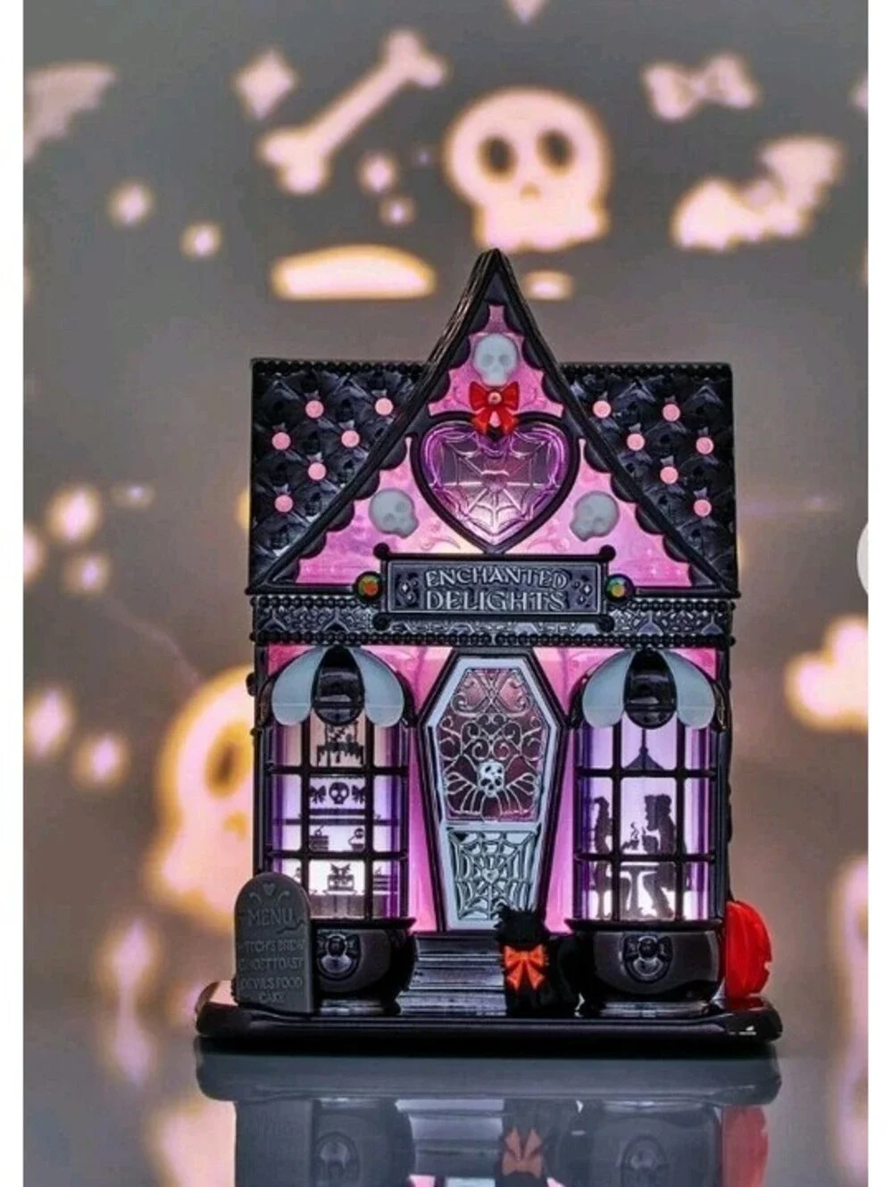 BATH & BODY WORKS HALLOWEEN SWEET SHOP PROJECTOR NIGHTLIGHT WALLFLOWER PLUG NEW